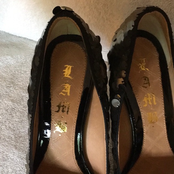 L.A.M.B. Pewter sequin platforms size 7.5 - Picture 5 of 7